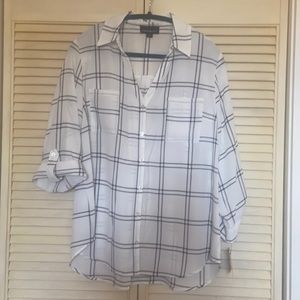 Cuffed sleeve button up